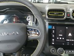 -领克中心(大连万利行)