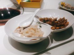 油爆小河虾-屋里厢上海菜馆