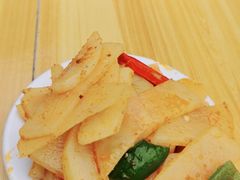 -马德元纯汤牛肉面(太奥广场店)