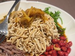 -小厨娘绣中淮扬(总统府大行宫店)