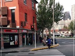 -黄阿姨锅贴大王(万航渡路店)