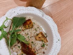 -玛格萝妮比萨屋(四平店)