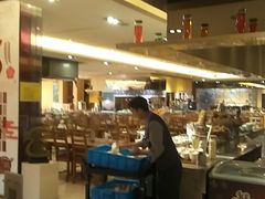 -昆山裕元花园酒店·温莎西餐厅
