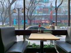 靠窗位-雅泰来(解放路店)