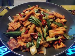 -路边边.炒菜烧烤.音乐餐厅(良乡长虹店)