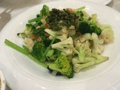 -闫府私房菜(经四路万达店)