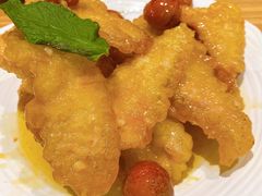 -山楂树融合菜餐厅