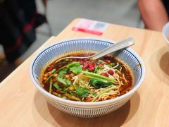 -遇见小面(东方宝泰店)