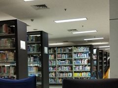 -湖北经济学院-图书馆