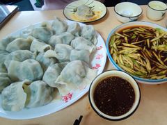 -乡府肉丁水饺(环山路店)