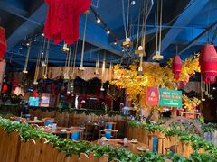 -老滇山寨•云南特色菜•地方菜•民族风情歌舞表演(金碧店)