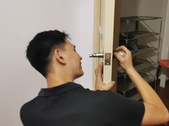-锁师傅开锁换锁(曹杨路)