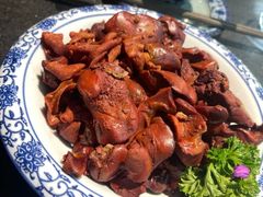 -大匠工房古船木艺术餐厅·猪肚鸡专门店(长白仙岛店)