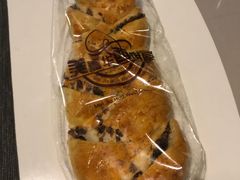 红豆肉松面包-美嘉华面包西饼店(红胜坊店)