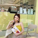 春天气息暖阳的一杯咖啡