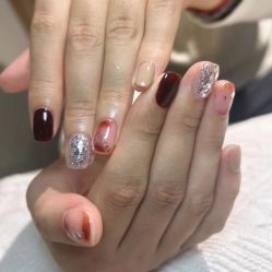 -纤纤玉手美甲美睫美容