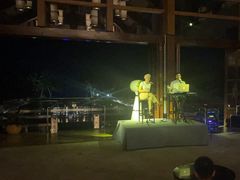 -亚龙湾喜来登·美景台大堂吧