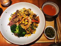 -POKEE VIA&Brunch·维娅(重庆来福士店)