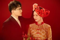 -雪中彩影婚纱摄影·微光艺术中心