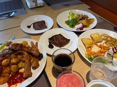 -齐河孔雀王温泉酒店·金孔雀自助百汇