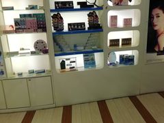 -吴良材眼镜(苏州店)