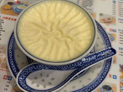 -广信牛奶甜品世家(台东店)