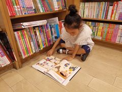 -诚品(信义店)