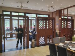 -黔蘑菇四季餐厅(观山湖店)