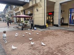 -王府井奥莱临潼小镇(临潼店)