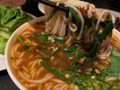 铜锅米线-南蛮子(进贤路店)