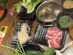 -呷哺呷哺 小火锅 (浦东新欧尚超市店)