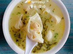 黄鱼馄饨-洪大妈·黄鱼面(金山嘴渔村店)