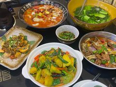 -醉美云南·云南菜主题餐厅(昆明站北京路双龙商场店)