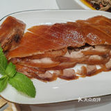 大快朵颐烤鸭时