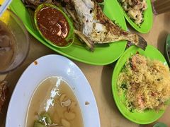 -明记烧鱼美味店