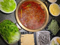 -小天鹅火锅·一线江景洪鼎旗舰店(洪崖洞店)