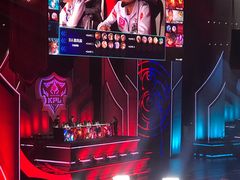 -成都金融城演艺中心