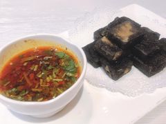 臭豆腐-东方红酒楼(知春路店)