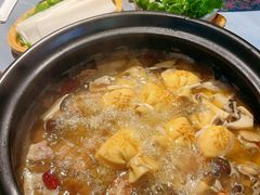 -慢丽江·云南野生菌土鸡锅(付家庄店)