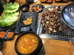 -肉甲韩国木炭烤肉(新壹街1店)