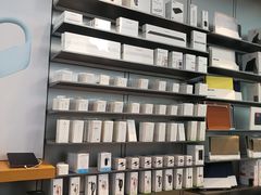-Apple零售店(华贸购物中心店)