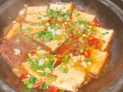 砂锅嫩豆腐-费大厨辣椒炒肉(沙河万达店)