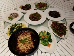 -国际青年会议酒店-苏莱斯餐厅