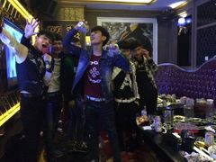 -名星会量贩式KTV旗舰店(盈熙广场店)