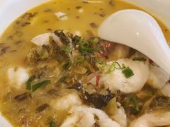 酸菜鱼-川味川食府