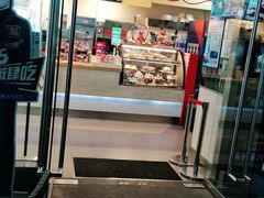 门面-DQ·蛋糕·冰淇淋(大宁国际商业广场店)