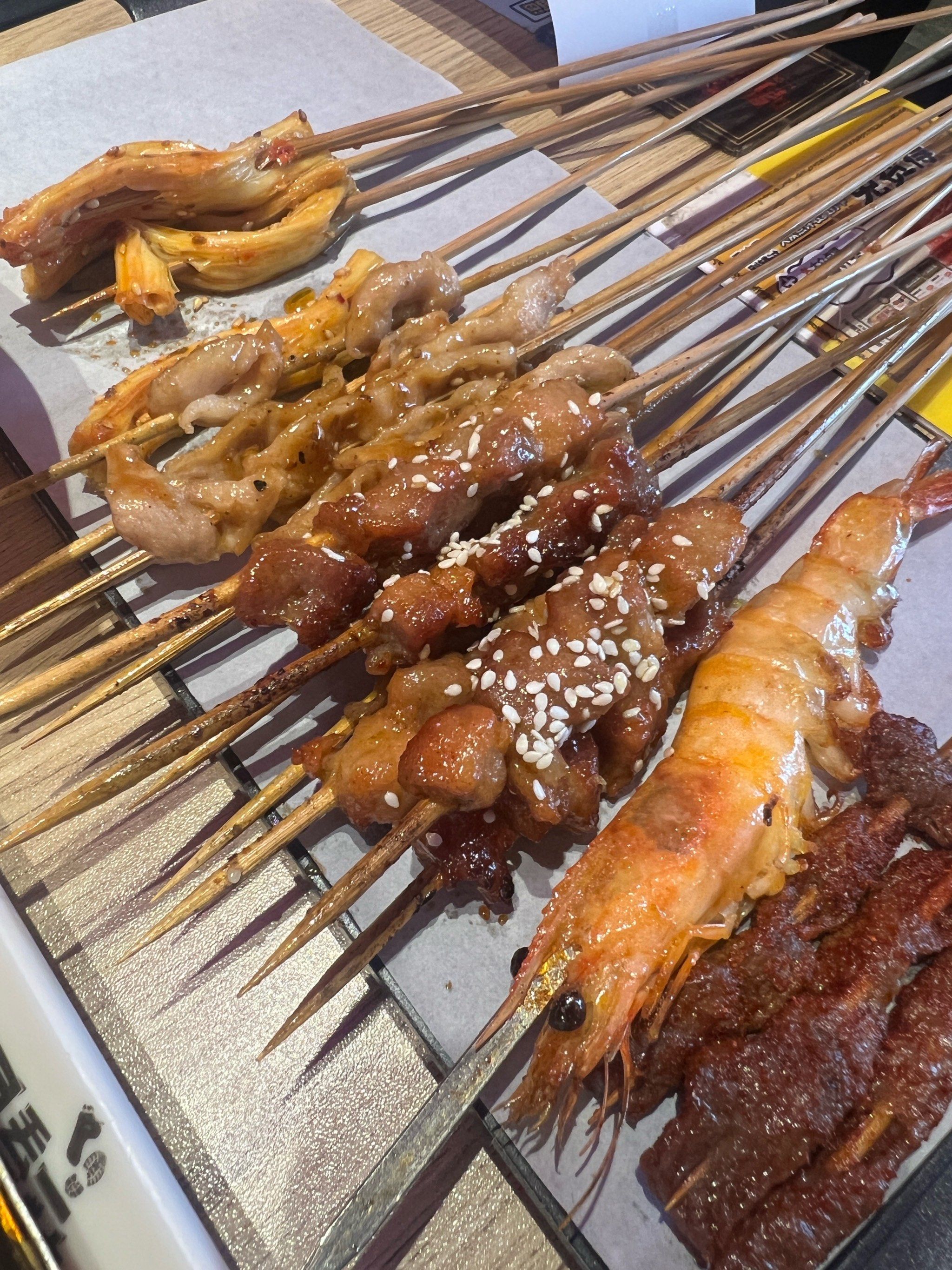 「喝丢一只鞋海鲜烧烤(延吉路店)」「谁下