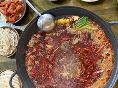 -黄潇洒老火锅(九眼桥宏济巷店)
