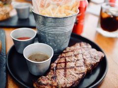 西冷牛排配黑胡椒酱-FAT COW(虹梅路店)