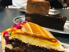 焦糖脆切片蛋糕-Awfully Chocolate(嘉里城店)